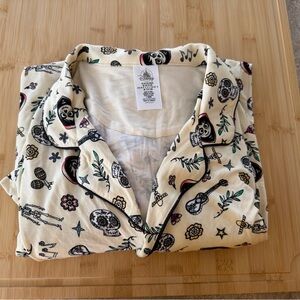 Win DisneySkull and Guitar Print Pajama Top